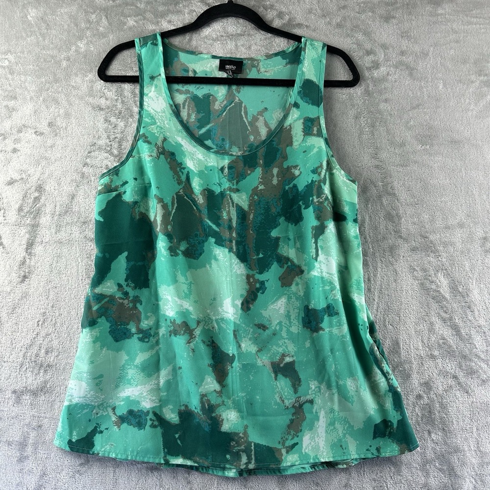 Pretty Palette of greens scoop neck, sleeveless flowy Top.